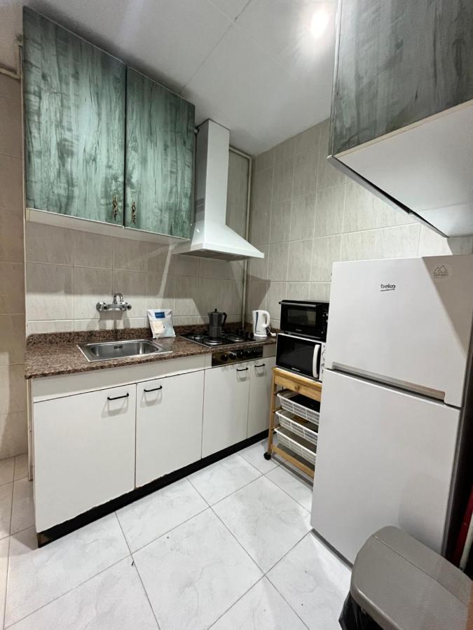 Bugo Luis Apartament Διαμέρισμα Βαρκελώνη Εξωτερικό φωτογραφία