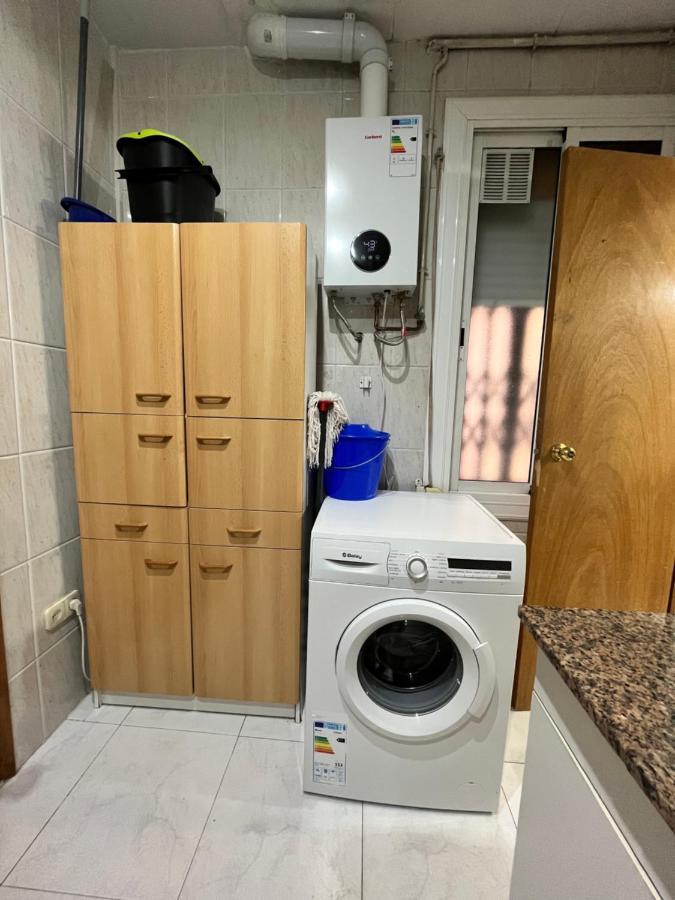 Bugo Luis Apartament Διαμέρισμα Βαρκελώνη Εξωτερικό φωτογραφία